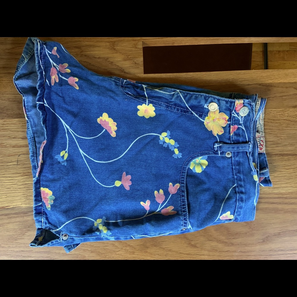 Vintage floral denim shorts
